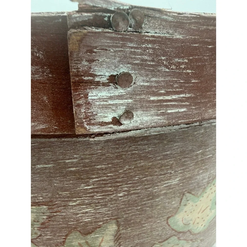 Vintage 1930s Bentwood Hat Box Hand Painted Ivy Leaf Round Storage 15 Inch Wide